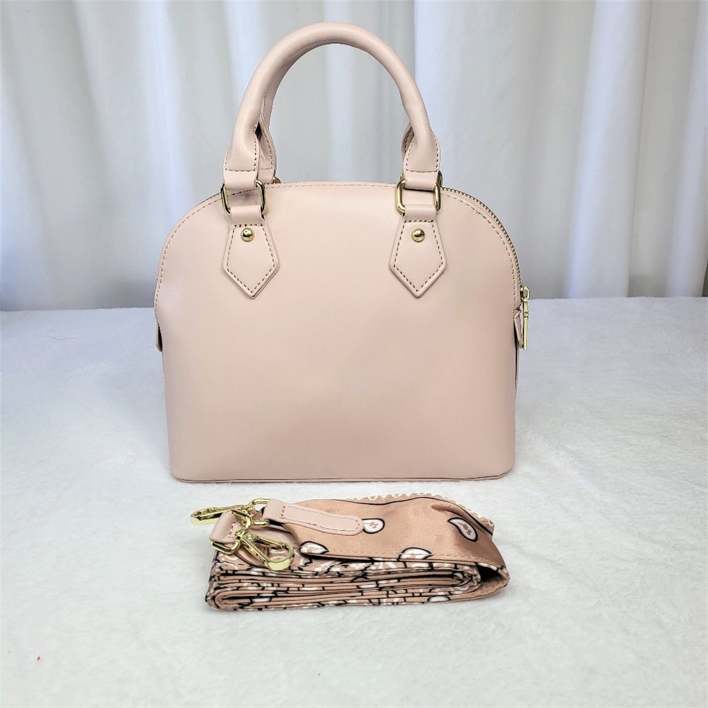 Mata Faux Leather Nude Handbags With 2 Straps & Gold Zipper